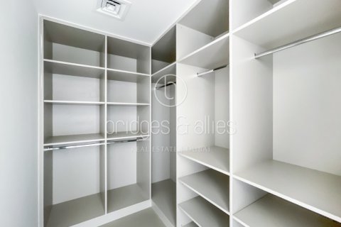 Villa en Dubai Hills Estate, Dubai, 3 dormitorios, 192 m², № 98054 - foto 13