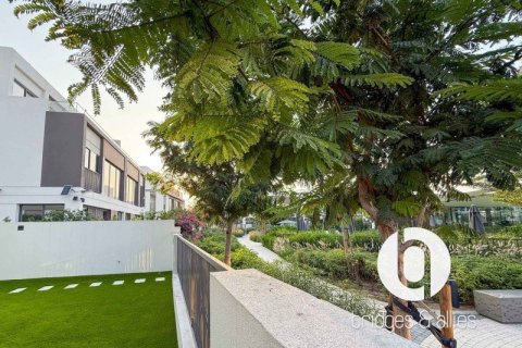 Villa en Tilal Al Ghaf, Dubai, 4 dormitorios, 245 m², № 98060 - foto 11