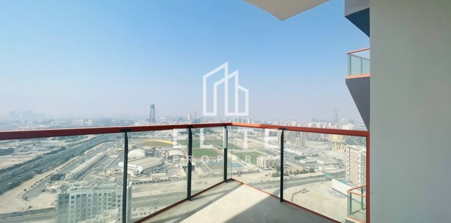 Appartement à Dubai, 3 chambres, 139 m², № 37170