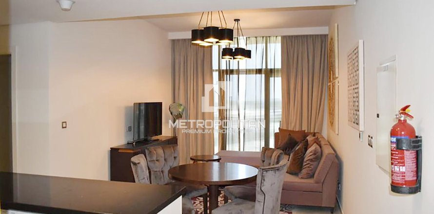 Appartement à Jumeirah Village Circle, Dubai, 2 chambres, 105 m², № 15259