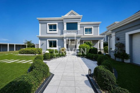 Villa en Falcon City of Wonders, Dubai, 5 dormitorios, 1064.85 m², № 140220 - foto 23