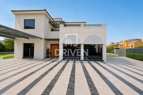 Villa in The Villa, Dubai 6 bedrooms, 1332.04 sq.m. № 140225 - photo 2