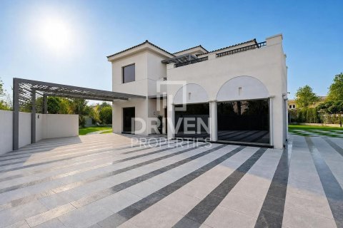 Villa in The Villa, Dubai 6 bedrooms, 1332.04 sq.m. № 140225