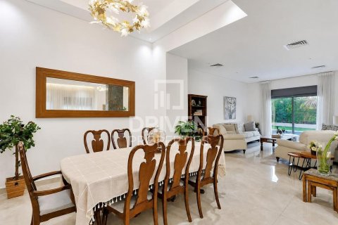 Villa in The Villa, Dubai 6 bedrooms, 1332.04 sq.m. № 140225 - photo 9