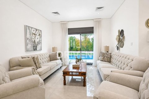 Villa in The Villa, Dubai 6 bedrooms, 1332.04 sq.m. № 140225 - photo 6
