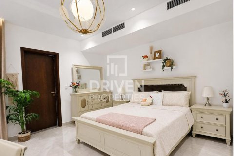 Villa in The Villa, Dubai 6 bedrooms, 1332.04 sq.m. № 140225 - photo 17