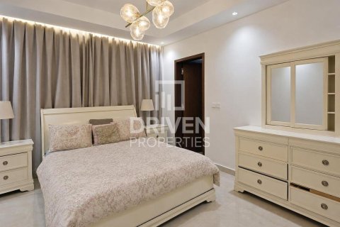 Villa in The Villa, Dubai 6 bedrooms, 1332.04 sq.m. № 140225 - photo 19
