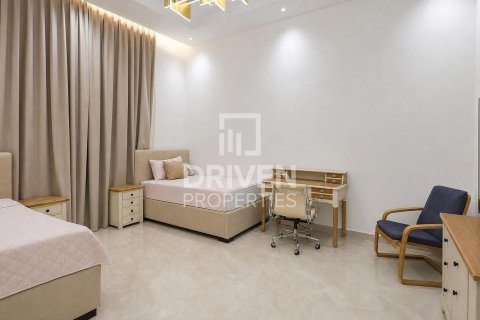 Villa in The Villa, Dubai 6 bedrooms, 1332.04 sq.m. № 140225 - photo 14