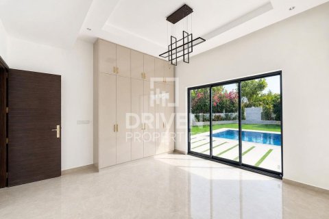 Villa in The Villa, Dubai 6 bedrooms, 1332.04 sq.m. № 140225 - photo 13