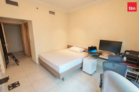 Apartment in Dubai 2 bedrooms, 122.3 sq.m. № 121980 - photo 4