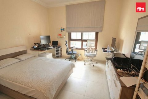 Apartment in Dubai 2 bedrooms, 122.3 sq.m. № 121980 - photo 5