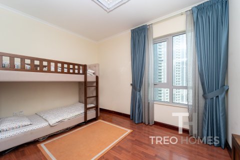 Купить квартиру в Бурдж-Халифе, Дубай: 3 спальни, 193м², № 7132 - фото 12