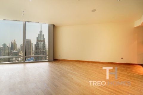 Купить квартиру в Бурдж-Халифе, Дубай: 2 спальни, 191м², № 7133 - фото 3