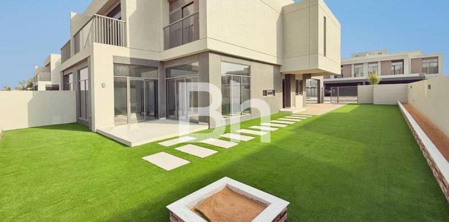 Таунхаус в Dubai South (Dubai World Central), Дубай, 4 спальни, 362м², № 57163