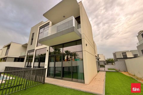 Вилла в Al Furjan, Дубай, 4 спальни, 521.9м², № 100093