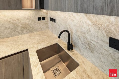 Купить квартиру в Дубае: 1 спальня, 72.7м², № 100091 - фото 7