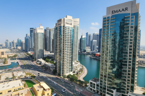 Apartment in Dubai Marina, Dubai 3 bedrooms, 179 sq.m. № 134096 - photo 3
