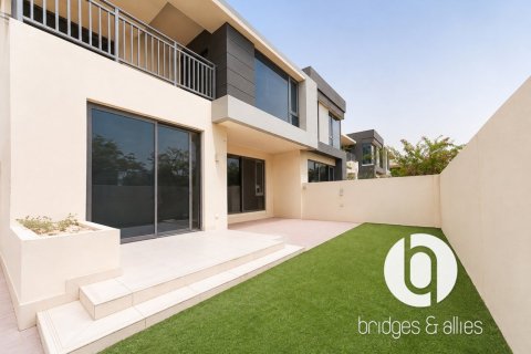 Villa en Dubai Hills Estate, Dubai, 5 dormitorios, 289 m², № 134158 - foto 20