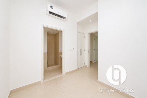 Villa en Dubai Hills Estate, Dubai, 5 dormitorios, 289 m², № 134158 - foto 4