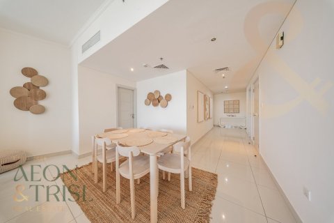 Apartment in DAMAC HEIGHTS in Dubai Marina, Dubai 2 bedrooms, 175 sq.m. № 62590 - photo 2