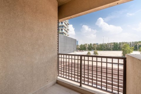 Townhouse in Jumeirah Village Circle, Dubai 4 bedrooms, 278 sq.m. № 92337 - photo 3