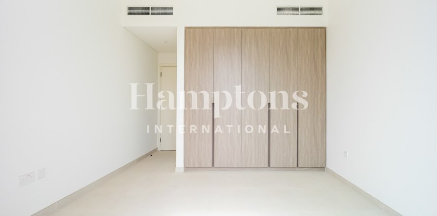 Adosado en Al Manara, Jumeirah Village Triangle, Dubai, 3 dormitorios, 176.887 m², № 115843