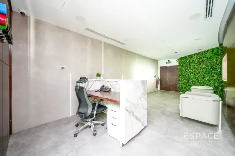 Oficina en Jumeirah Lake Towers, Dubai, 298 m², № 62282 - foto 6