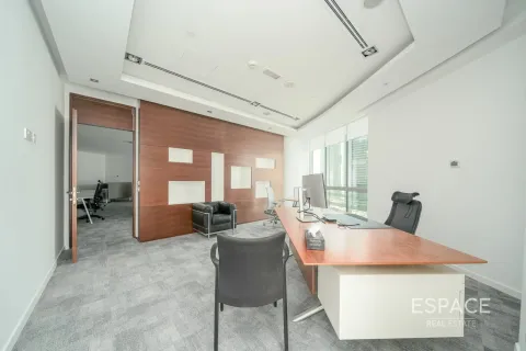 Oficina en Jumeirah Lake Towers, Dubai, 298 m², № 62282 - foto 16