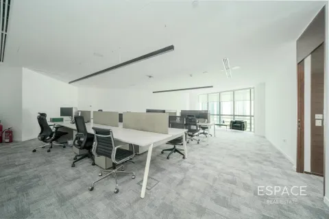 Oficina en Jumeirah Lake Towers, Dubai, 298 m², № 62282 - foto 12