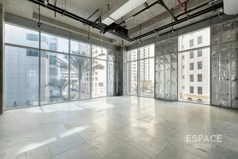 Снять в аренду офис в Джумейра Бич Резиденс, Дубай: 300м², № 62278 - фото 11