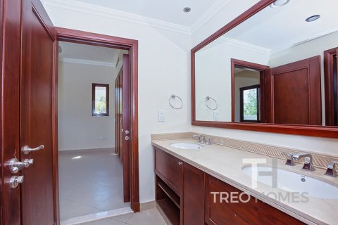 Villa in Arabian Ranches 2, Dubai 4 bedrooms, 404 sq.m. № 16340 - photo 18