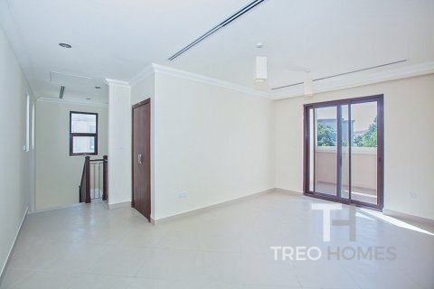 Villa in Arabian Ranches 2, Dubai 4 bedrooms, 404 sq.m. № 16340 - photo 14