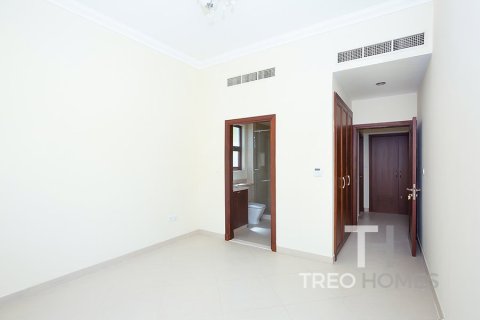 Villa in Arabian Ranches 2, Dubai 4 bedrooms, 404 sq.m. № 16340 - photo 13