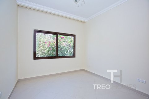 Villa in Arabian Ranches 2, Dubai 4 bedrooms, 404 sq.m. № 16340 - photo 12