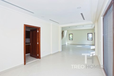 Villa in Arabian Ranches 2, Dubai 4 bedrooms, 404 sq.m. № 16340 - photo 8