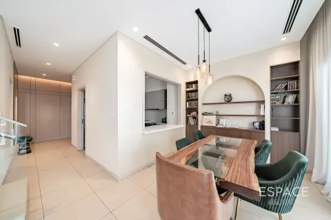 Adosado en Al Furjan, Dubai, 3 dormitorios, 244 m², № 122358 - foto 3