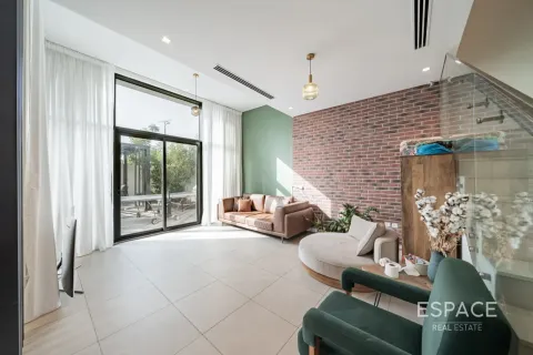 Adosado en Al Furjan, Dubai, 3 dormitorios, 244 m², № 122358 - foto 2