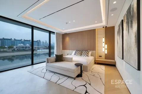 Villa in Palm Jumeirah, Dubai 5 bedrooms, 574 sq.m. № 122361 - photo 17