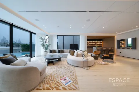 Villa in Palm Jumeirah, Dubai 5 bedrooms, 574 sq.m. № 122361 - photo 5