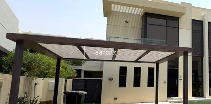 Villa in Dubai 3 bedrooms, 264.4 sq.m. № 21010