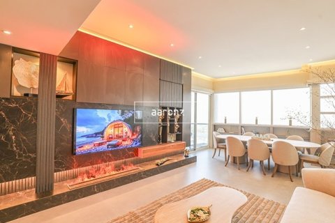 Apartment in Jumeirah Lake Towers, Dubai 3 bedrooms, 164.7 sq.m. № 21006 - photo 1