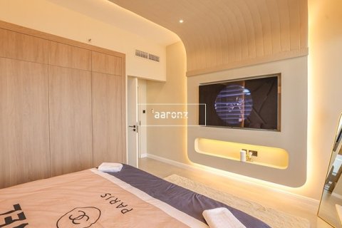 Apartment in Jumeirah Lake Towers, Dubai 3 bedrooms, 164.7 sq.m. № 21006 - photo 11