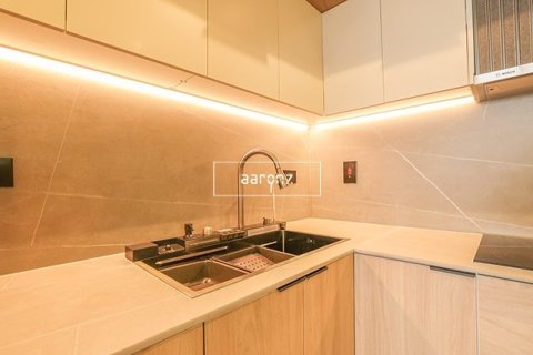 Apartment in Jumeirah Lake Towers, Dubai 3 bedrooms, 164.7 sq.m. № 21006 - photo 20