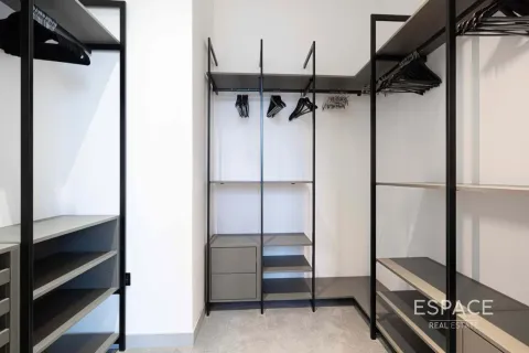 Penthouse in Palm Jumeirah, Dubai 3 bedrooms, 493 sq.m. № 71360 - photo 11