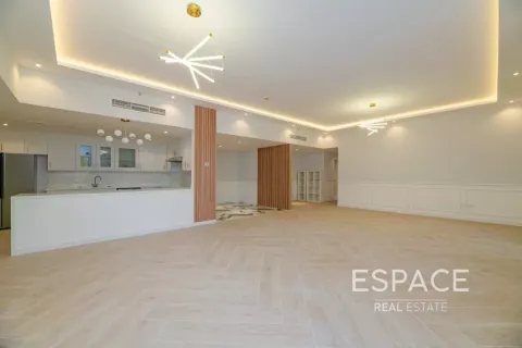 Appartement à Jumeirah Beach Residence, Dubai, 4 chambres, 252 m², № 71361 - photo 2