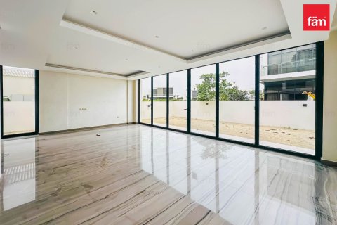 Villa en Dubai, 4 dormitorios, 350 m², № 22684 - foto 2