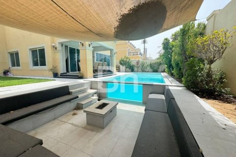 Villa in Jumeirah Park, Dubai 4 bedrooms, 600 sq.m. № 57648 - photo 12
