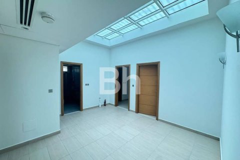 Villa in Jumeirah Park, Dubai 4 bedrooms, 600 sq.m. № 57648 - photo 8