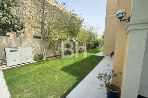 Villa in Jumeirah Park, Dubai 4 bedrooms, 600 sq.m. № 57648 - photo 9