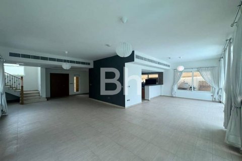 Villa in Jumeirah Park, Dubai 4 bedrooms, 600 sq.m. № 57648 - photo 7